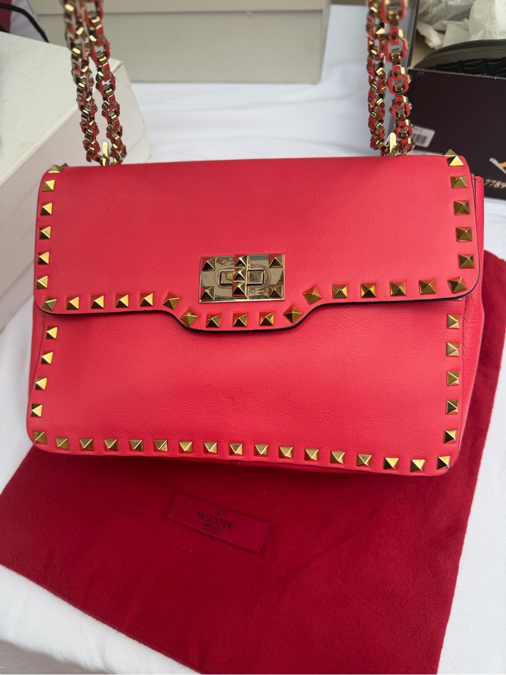 Valentino Garavani Rockstud pink bag - Picture 10 of 12
